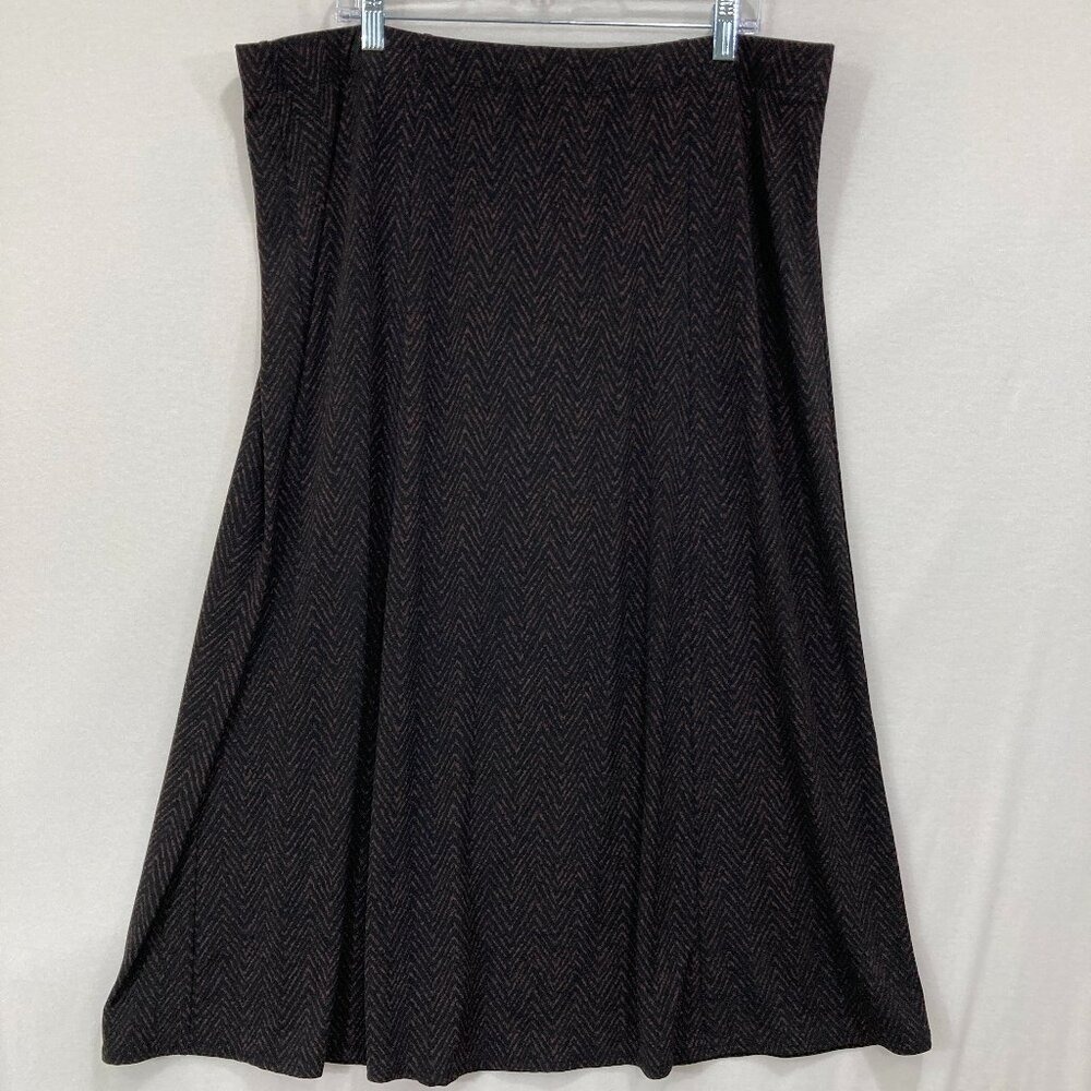 Susan Graver Skirt size XL Black Chevron Stretch Liquid Knit Pull-on Preppy